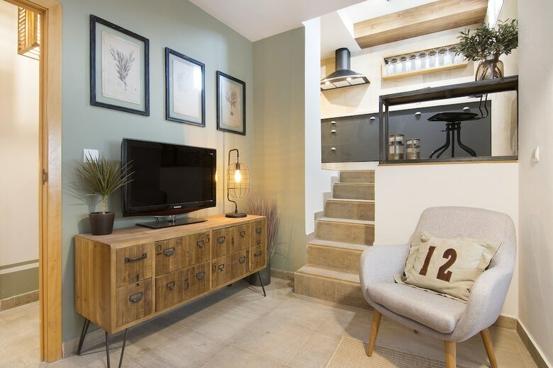 Chezmoihomes Cathedral Apartment