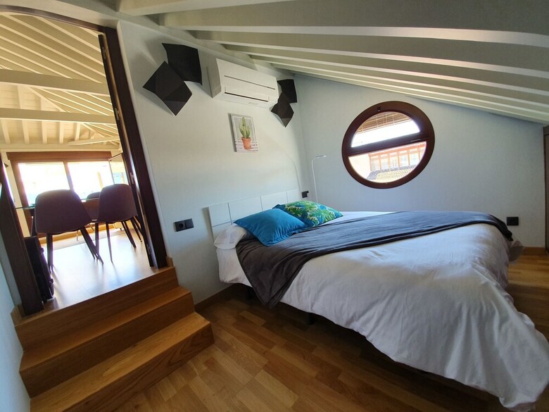 Apartamentos Escudo Del Carmen 19