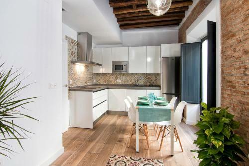 Chezmoihomes Central Ethnic Style Apartment