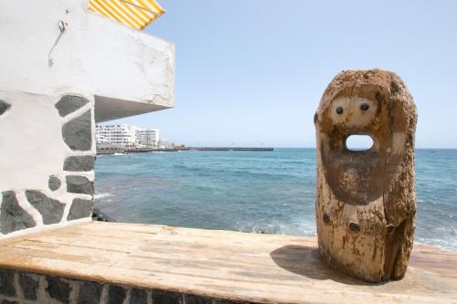 Beachfront Apartment With Panoramic Sea Views
