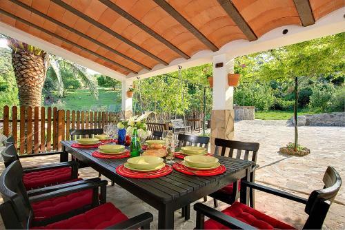 Grazalema Villa Sleeps 8 Air Con