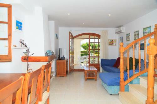 Uhc Arenal Family Complex