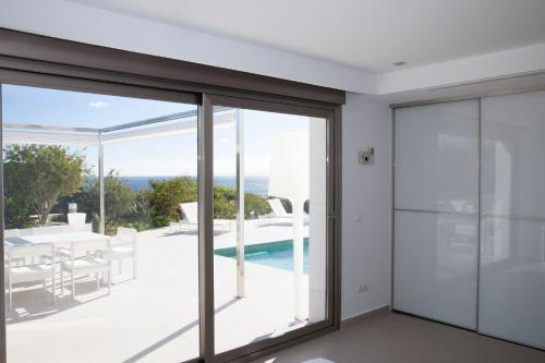 Villa Wave