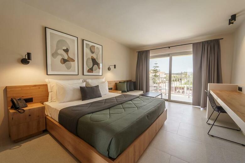 Filoxenia Hotel