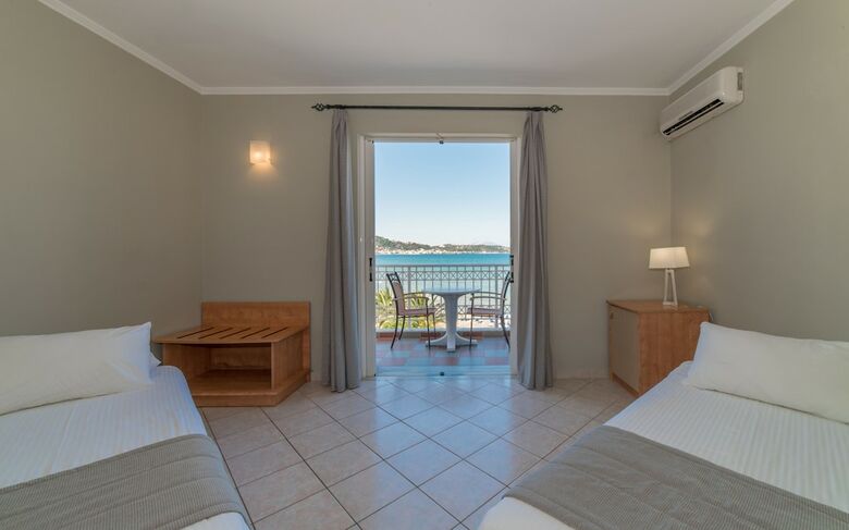 Hotel Xenos Kamara Beach