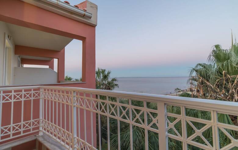Hotel Xenos Kamara Beach