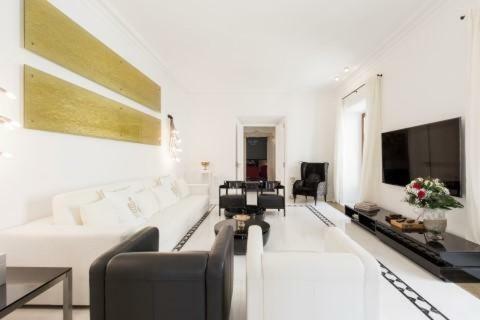 Ibiza Town Villa Sleeps 10 Pool
