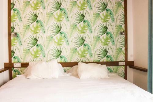 Canary Dreams Apartments