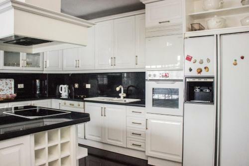 Sky Center Apartments