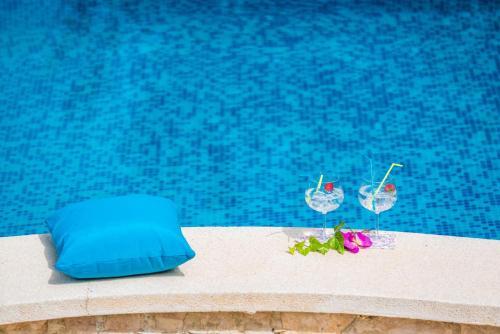 Inca Villa Sleeps 15 Pool Wifi