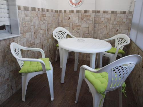 Apartamento Only Tarifa 13 Ref: Avenida01