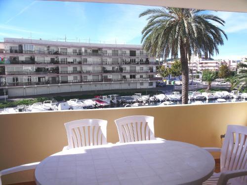 Apartment Girasol
