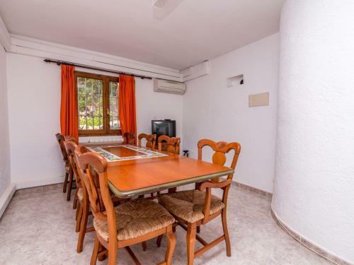Holiday Home Roncadell 52