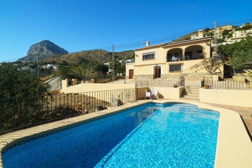 Villa Mieres