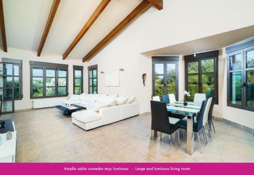 Bookit Villa Vent J�vea