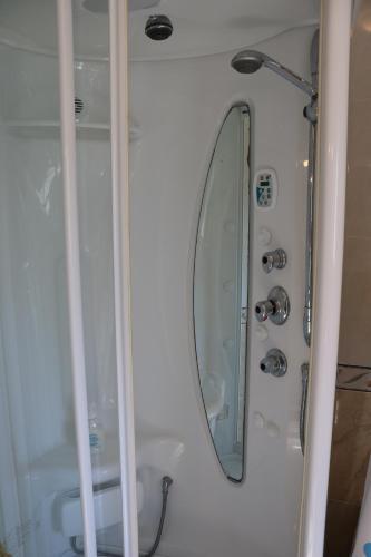Chalet Con Piscina Para 6 - Turistika