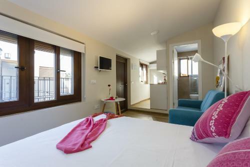 Arenal Studio City Center Surthy Apartments