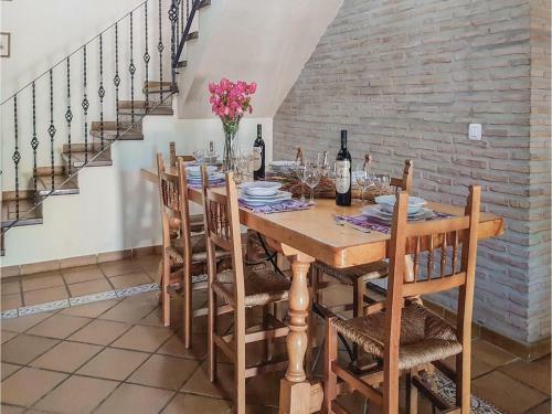 Five-bedroom Holiday Home In Jimena De La Frontera