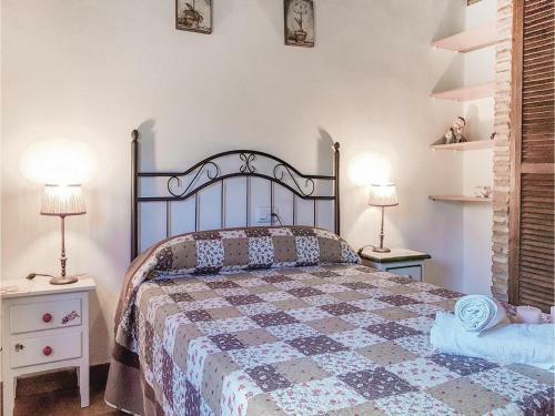 Five-bedroom Holiday Home In Jimena De La Frontera