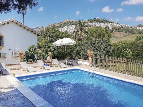 Five-bedroom Holiday Home In Jimena De La Frontera