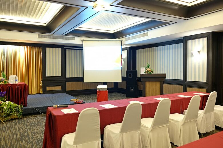 Hotel Ananda Lanta Resort