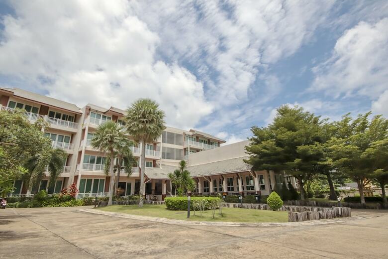 Hotel Ananda Lanta Resort