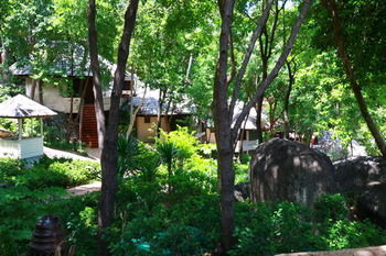Hotel Baan Hin Sai Resort