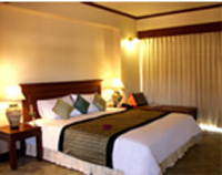 Hotel Baan Karonburi