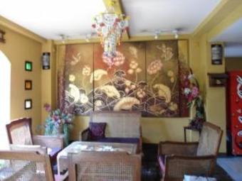 Hotel Baan Thong Luang