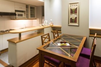 Hotel Bandara Suites Silom Bangkok