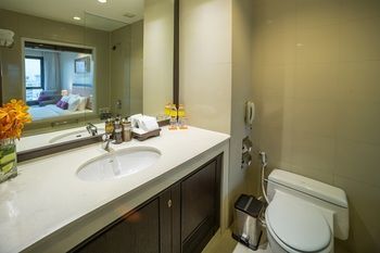 Hotel Bandara Suites Silom Bangkok