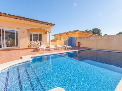 Villa Poli