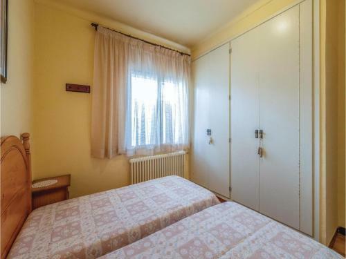 Three-bedroom Holiday Home In L'escala