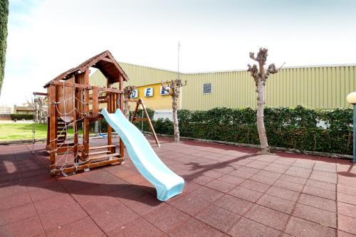 Sistach Rentals Apartaments Sol