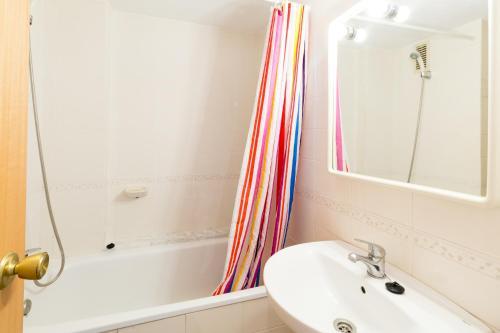 Sistach Rentals Apartaments Sol