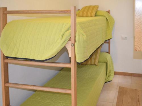 Three-bedroom Apartment In L'estartit