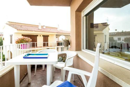 Sistach Rentals Guadalupe Apartments