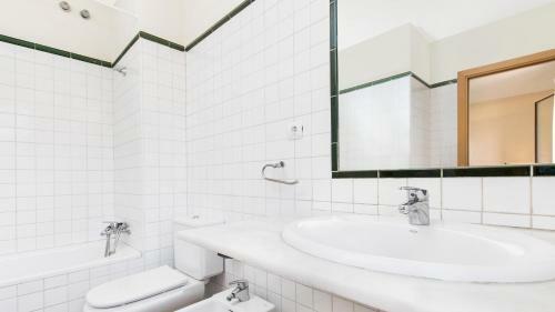 L'estartit Villa Sleeps 6 T223627