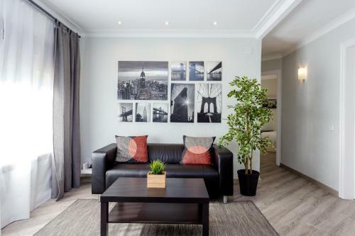3 Bedroom Apartment Carrer Florida