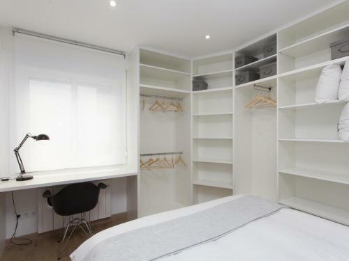 Fira Vintage Apartment