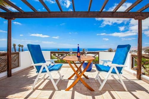 La Asomada Villa Sleeps 8 Pool Wifi