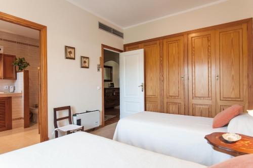 Orient - Excelent Villa In Marratx�