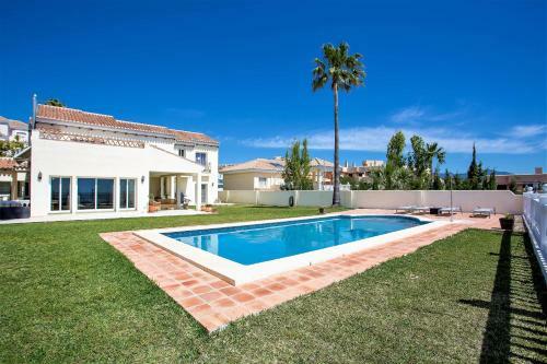 La Cala Seaview Villa