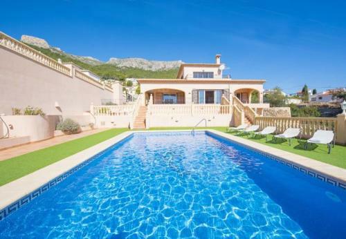 La Canuta Villa Sleeps 8 Pool
