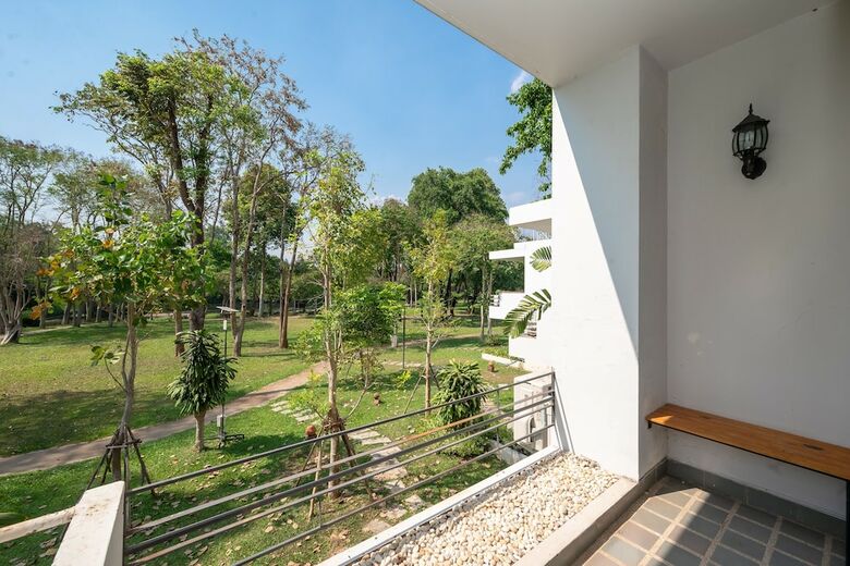 Hotel Comsaed River Kwai Resort