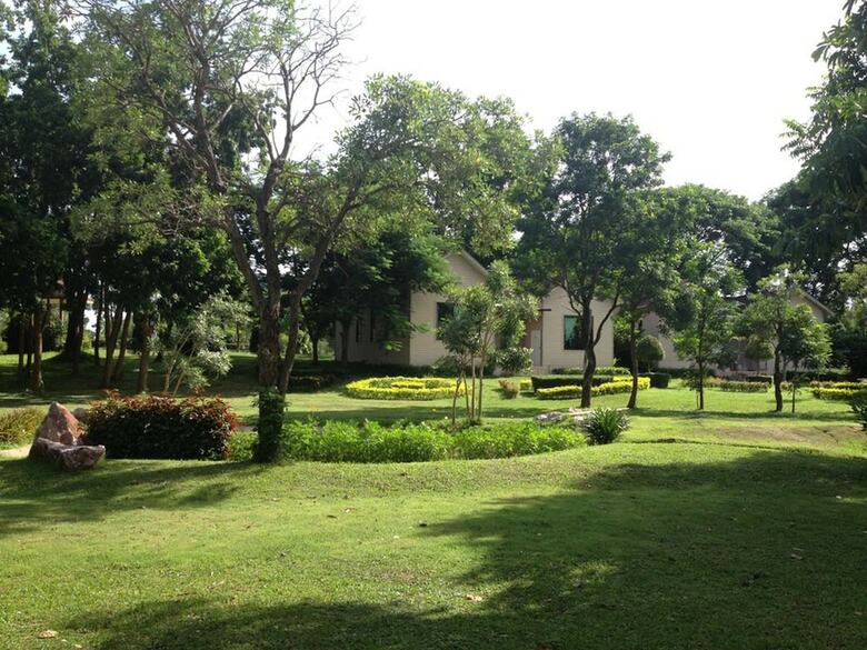 Hotel Comsaed River Kwai Resort