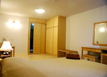 Hotel Diamond City Place