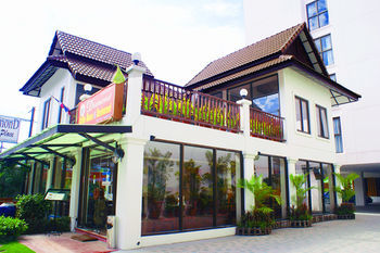 Hotel Diamond City Place