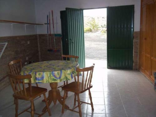 La Costa Apartment Sleeps 6 Wifi