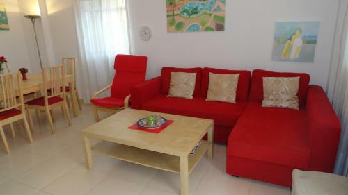 He Lux Zenia Mar